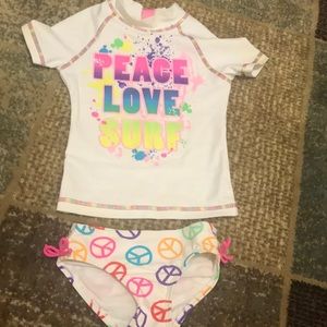 4T girls bathing suit